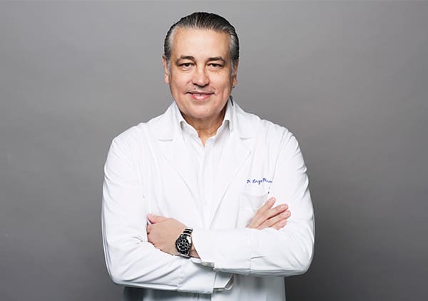 Dr. Jorge Planas