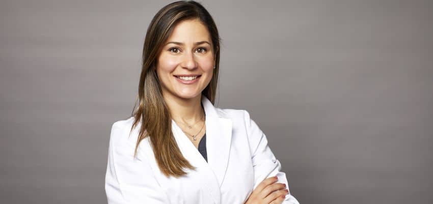 Dra.  Adriana Castejón 