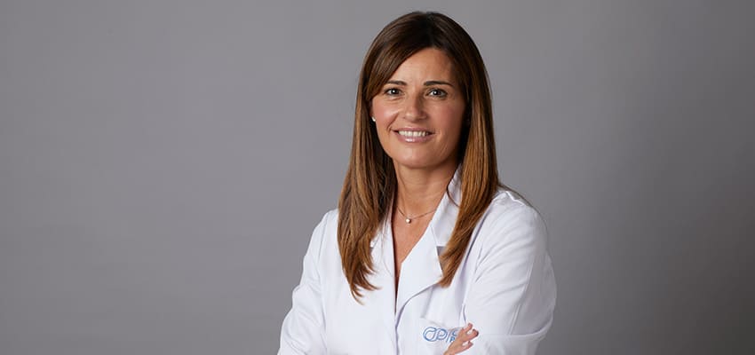 Dra.  Azucena Fernández
