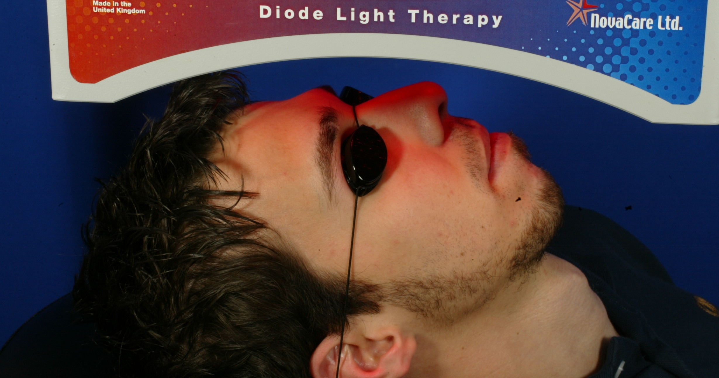 terapia lumínica con luz roja-acné